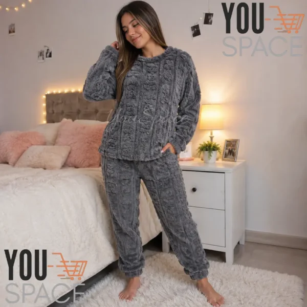 16 PIJAMA CON CHIPORRO DE MUJER POLAR INVIERNO